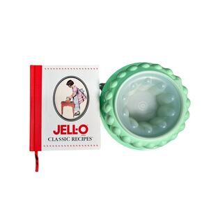 Jell-O Bundle - VTG Pistachio Green Tupperware Mold & Classic Recipes Cookbook